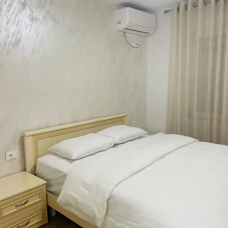 Caka's * Tirana